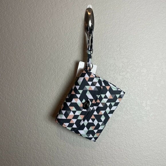 NWT Lillybit by Demdaco Diaper Clutch Bag Tote Purse Changing Pad Gray Pink - Picture 5 of 9